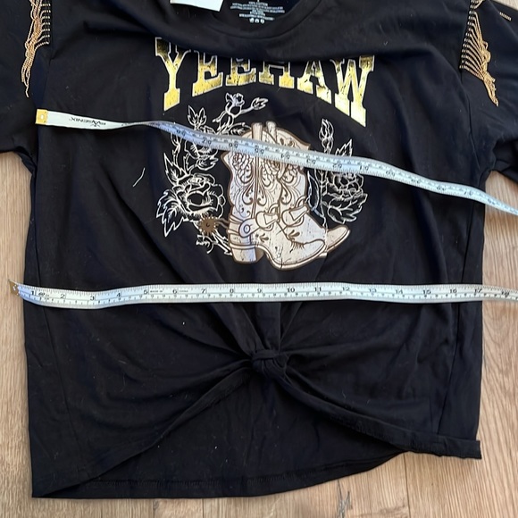 Fringe Western tshirt - Picture 4 of 5